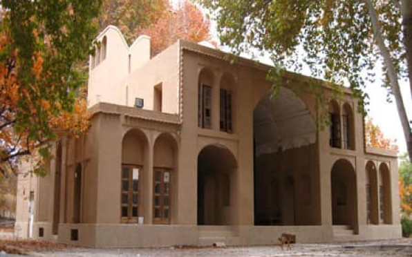 هتل باغ پهلوان پور مهریز