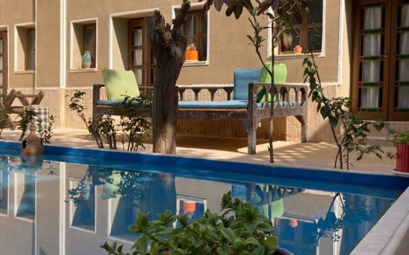 هتل سنتی کوروش یزد