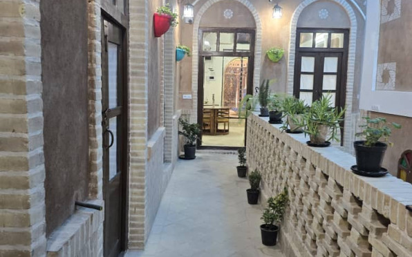 اقامتگاه بومگردی چهار قنات یزد