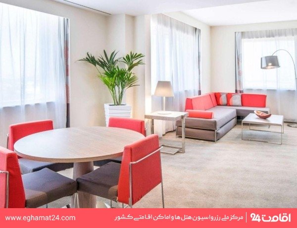 Dubai-NovotelWorldTradeCenter-8