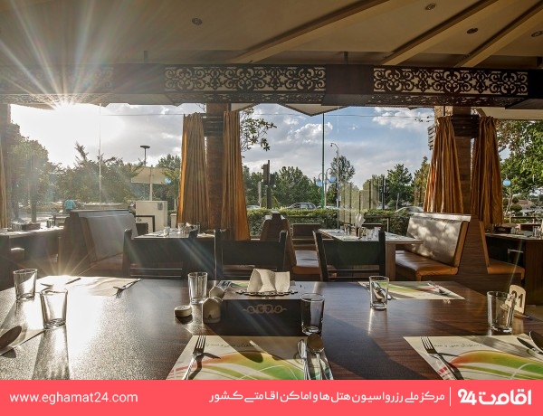 Esfahan-ParsianSuite-18