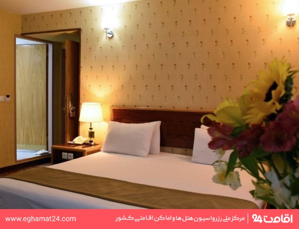 Esfahan-Parsian_suite-04