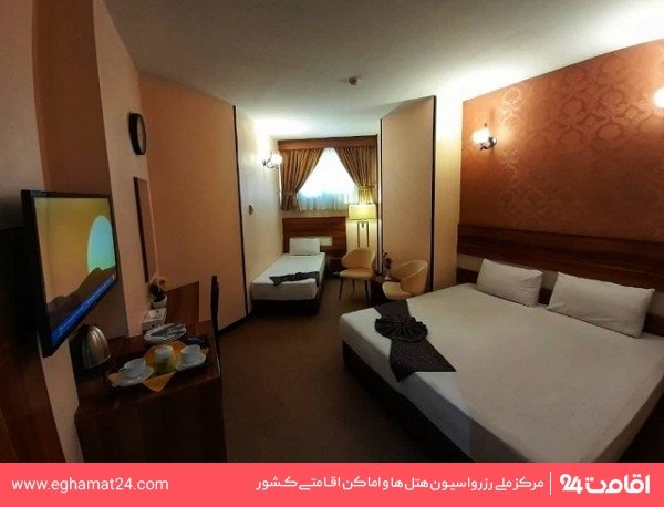 Mashhad-Enghelab-35