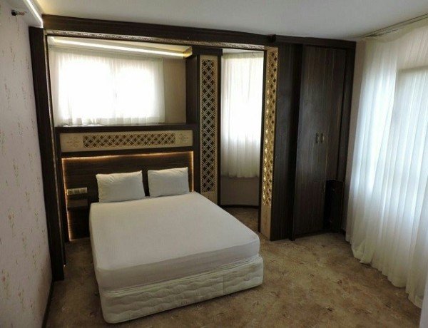Mashhad-ShohadayeRodbar-1