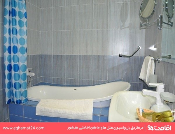 Shahrekord-Bozorg_bame_borojerd-09