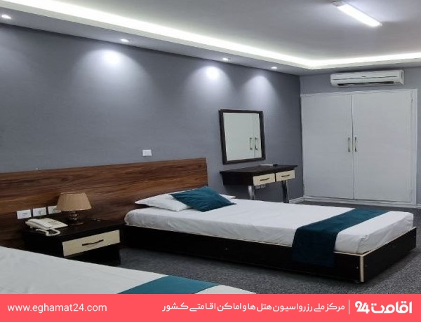 Shiraz-Sadra-08