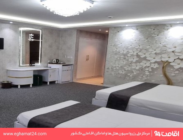 Shiraz-Sadra-09
