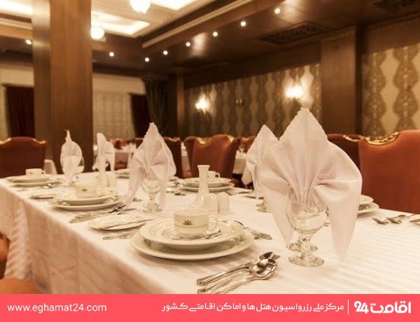 Shiraz-Zandiyeh-06
