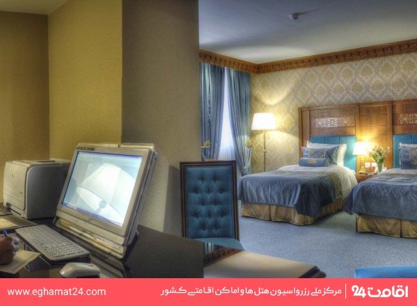 Shiraz-Zandiyeh-17