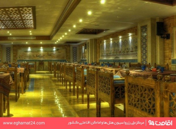 Shiraz-Zandiyeh-49