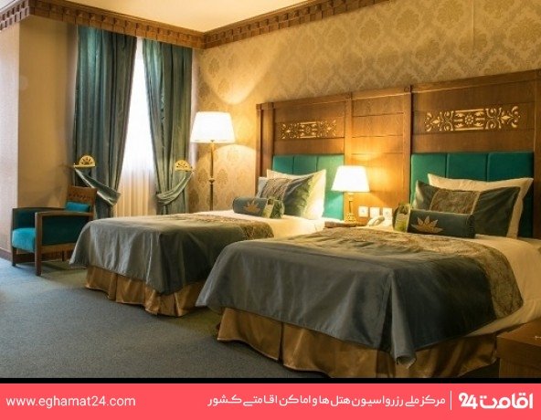 Shiraz-Zandiyeh-52