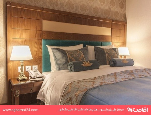 Shiraz-Zandiyeh-56