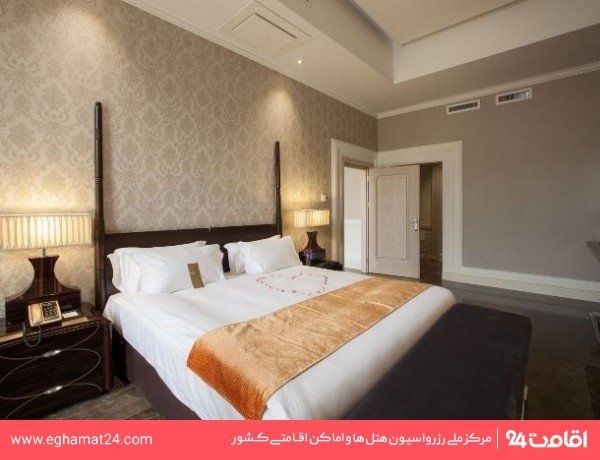 Tehran-EspinasPalas-37
