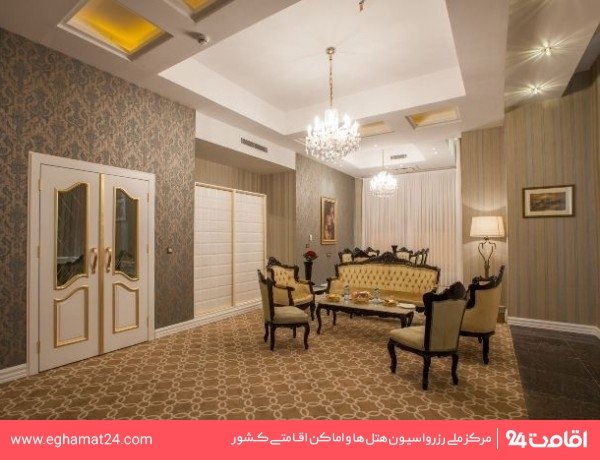 Tehran-EspinasPalas-38