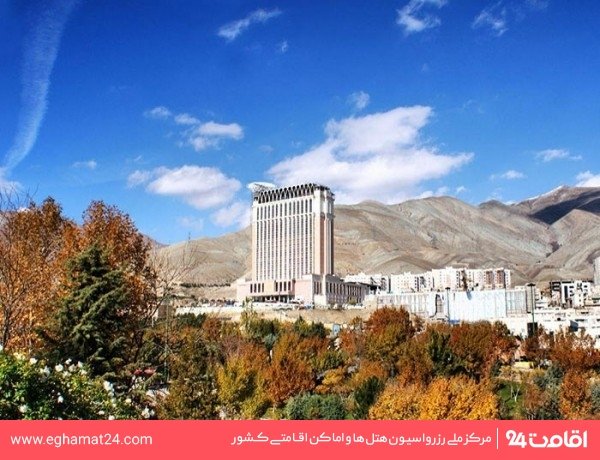 Tehran-EspinasPalas-62