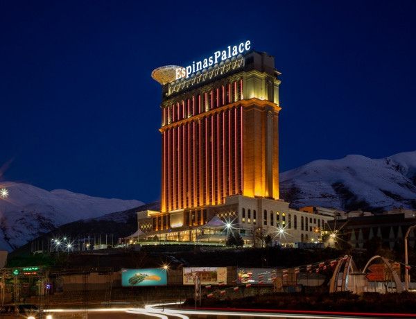 Tehran-EspinasPalas-77