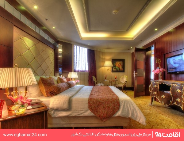 Tehran-ParsianAzadi-44
