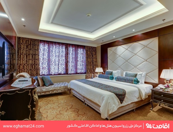 Tehran-ParsianAzadi-48
