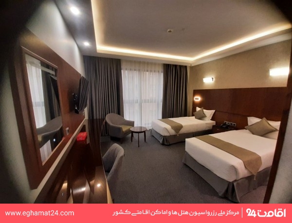 Tehran-Ritz-1