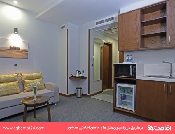 Tehran-Ritz-15
