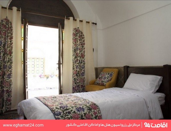 Yazd-Avasa-10
