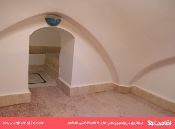 Yazd-Darbar-03