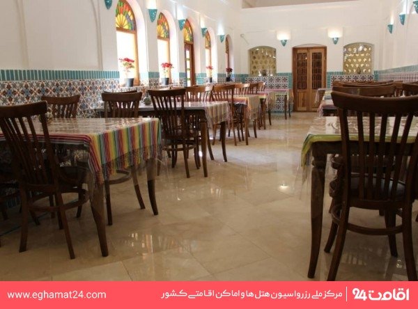 Yazd-Darbar-05