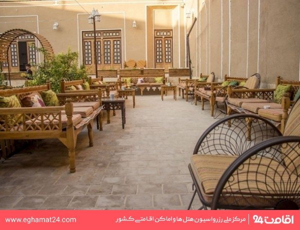 Yazd-Parsik-01