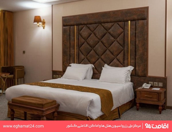 shiraz-rose-6