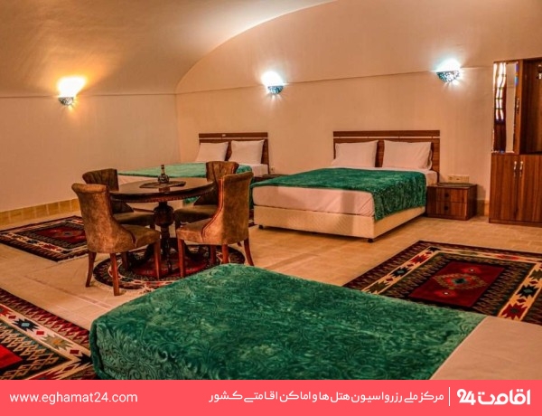 yazd-darbar-36