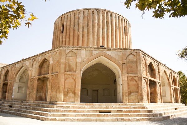 قصر خورشید کلات نادری