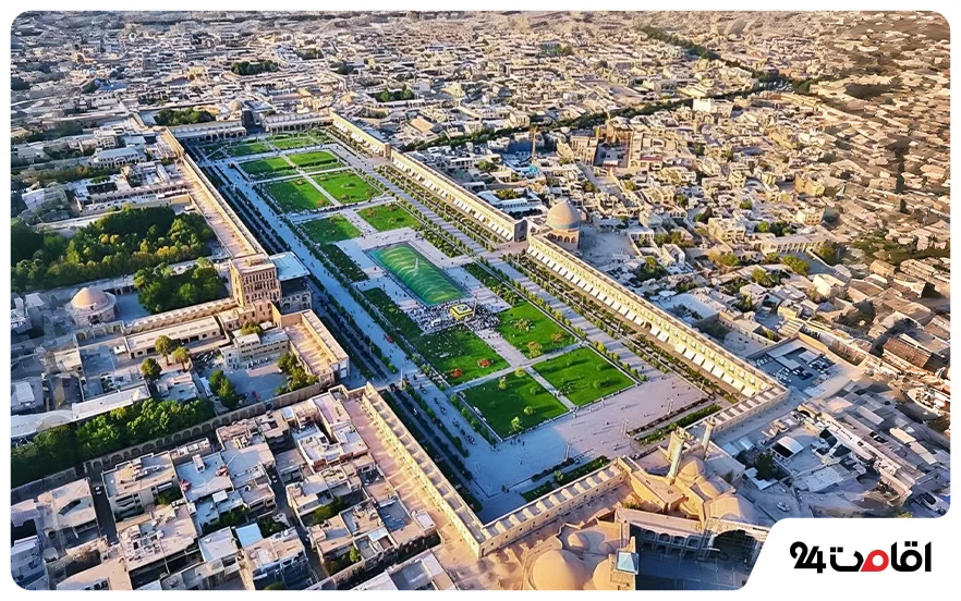 میدان نقش جهان (میدان امام) اصفهان؛ تاریخچه، بازارها و جاهای دیدنی اطراف 2 موقعیت میدان نقش جهان