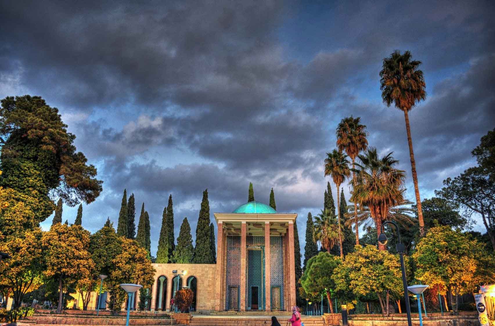 آرامگاه سعدی در شیراز
