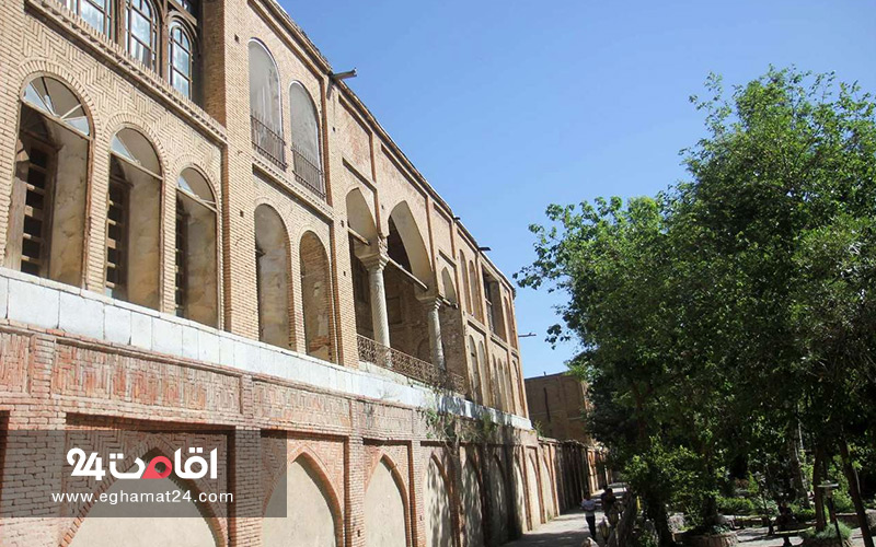 عمارت وکیل سنندج