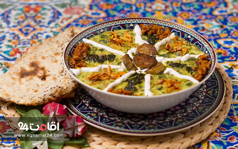 غذاهای سنتی اصفهان - کشک بادمجان