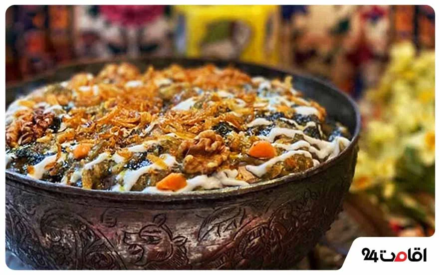 ماش و قمری یکی از غذاهای اصیل اصفهان