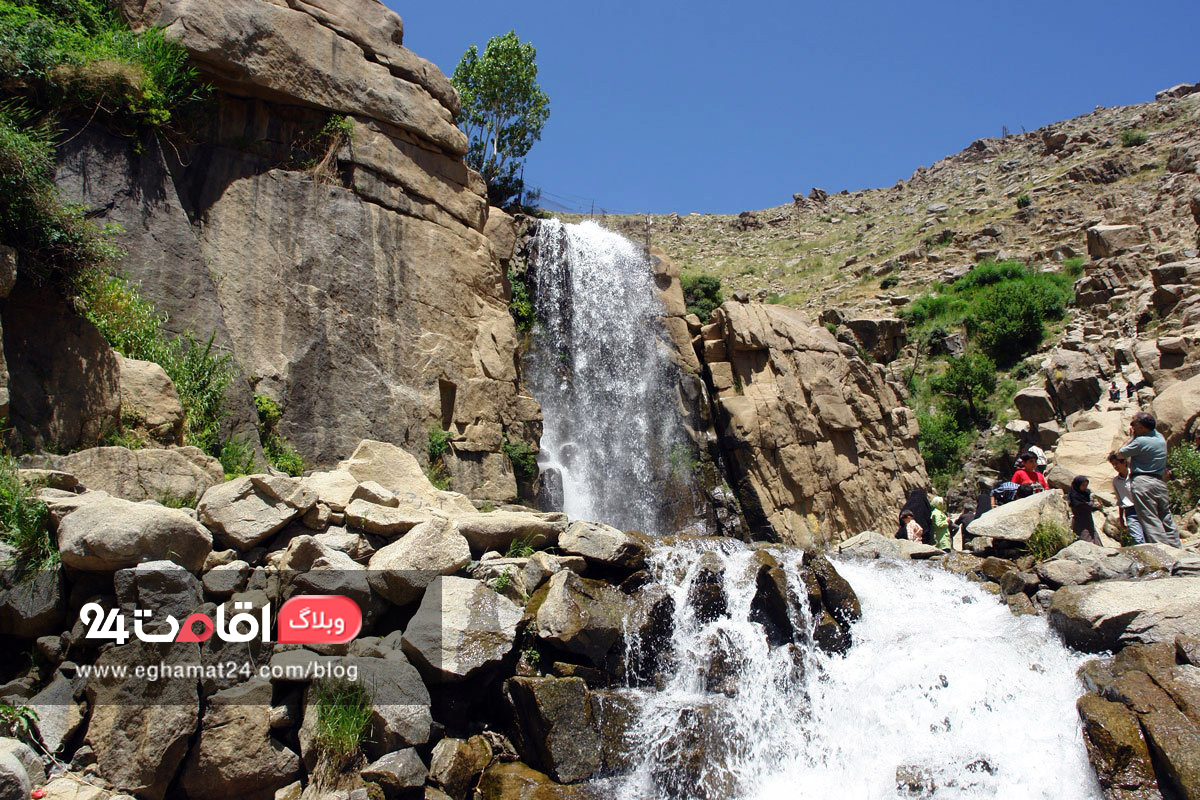 آبشار گنج نامه- جاهای دیدنی