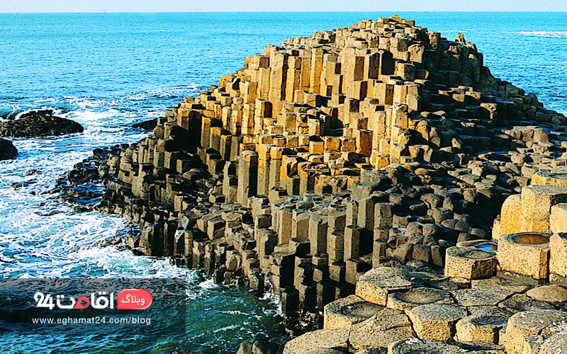 Giant’s Causeway - مناظر سورئال