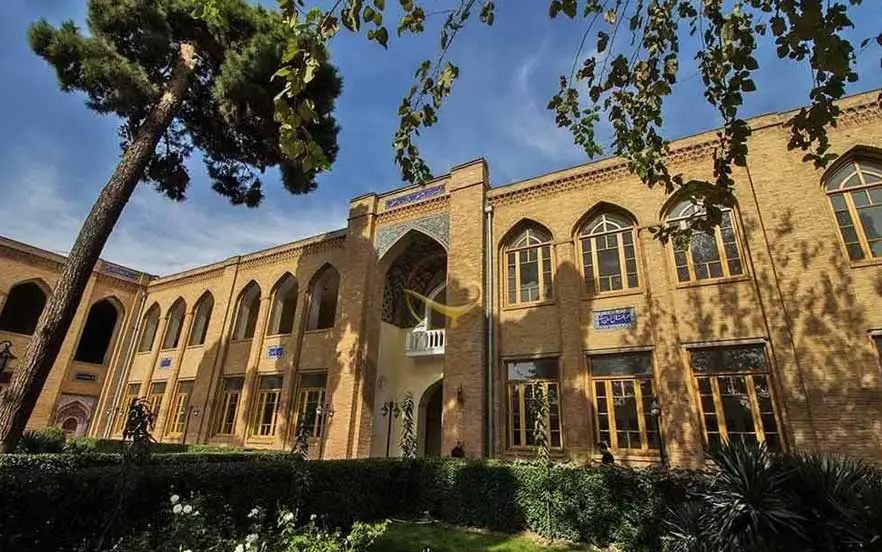 دارالفنون یکی از دیدنی های تهران و اولین بنیاد آموزشی