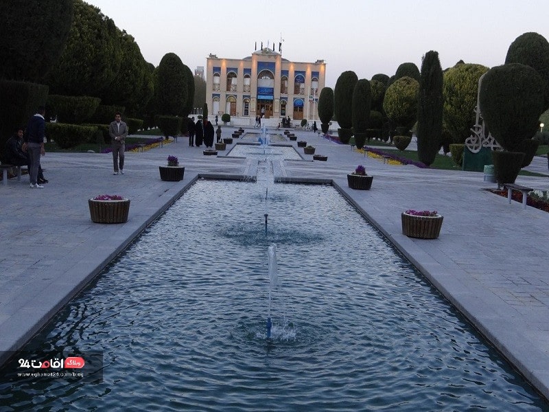 باغ غدیر اصفهان به رسم یادبود از علامه امینی