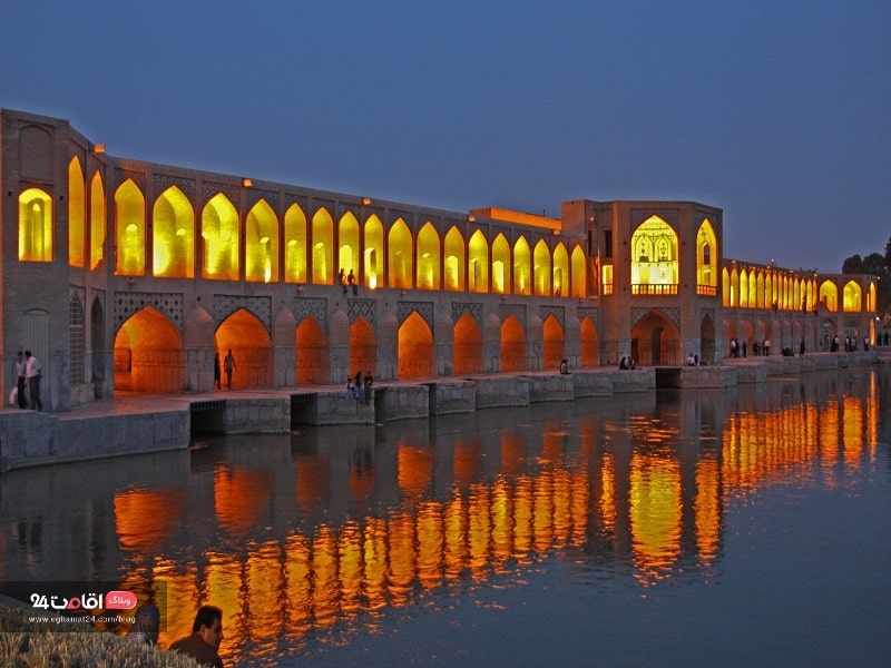 پل خواجو، پلی تاریخی و ملوکانه در اصفهان