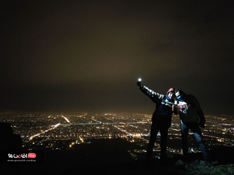 کوه صفه و سوژه های عکاسی در شب