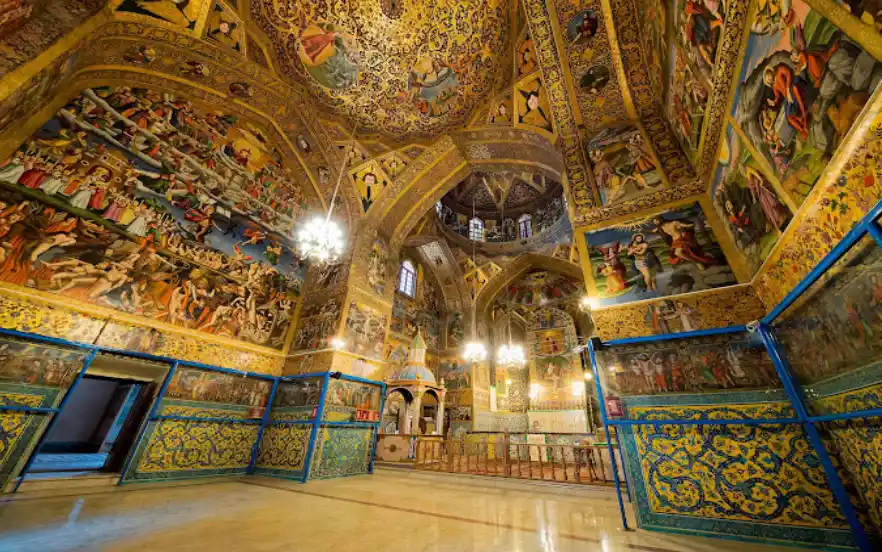 کلیسای وانک یکی از باشکوه‌ترین جاهای دیدنی اصفهان