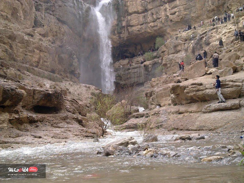 آبشار دره گاهان در ارتفاعات شیرکوه یزد