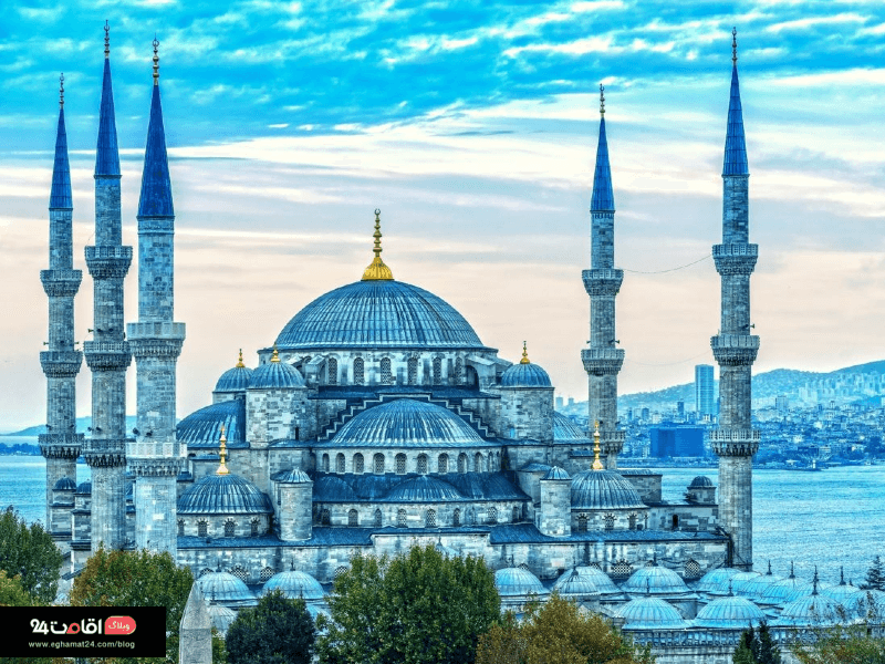 مروری بر تاریخچه و فلسفه ساخت مسجد سلطان احمد استانبول