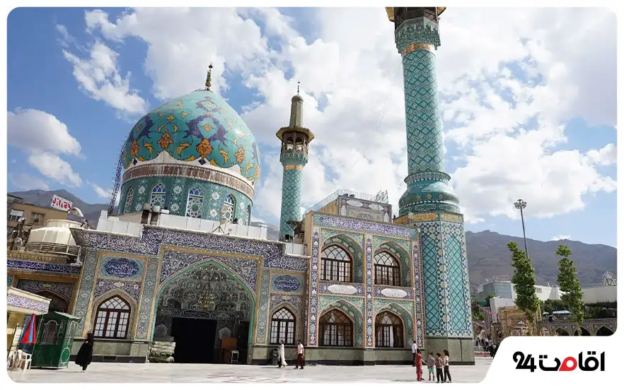 امامزاده صالح که از مشهور­ترین امامزاده‌های تهران
