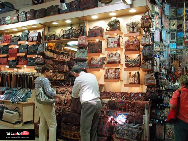 انواع کیف در بازار قدیمی