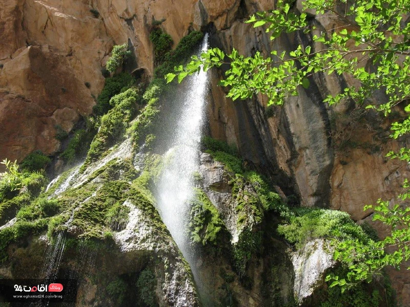آبشار شاهلولاک باغ بهادران