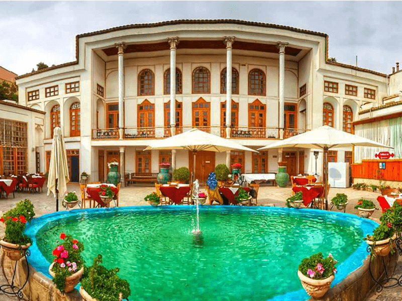 کافه رستوران هوگر