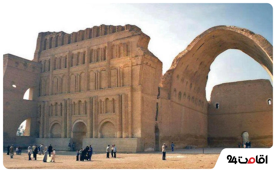 بقایای به جا مانده از طاق کسری